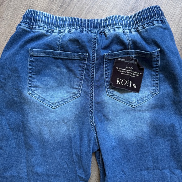 Royalty For Me AngelM Jean Kozy Fit Joggers - Size Small - Picture 9 of 10